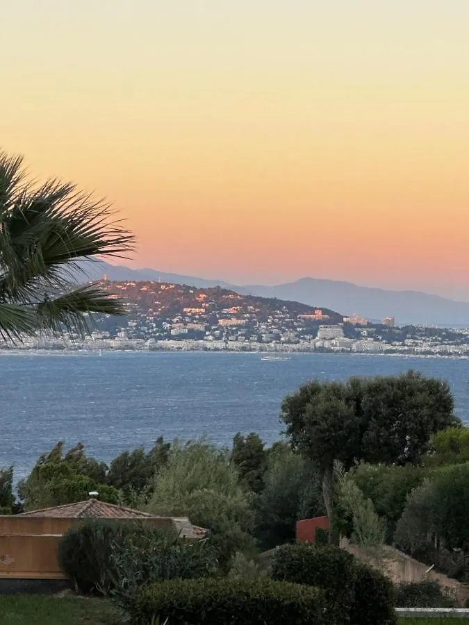 Apartamento Vue mer et sur la baie de Cannes Randonnées pédestres et VTT Théoule-sur-Mer Francia